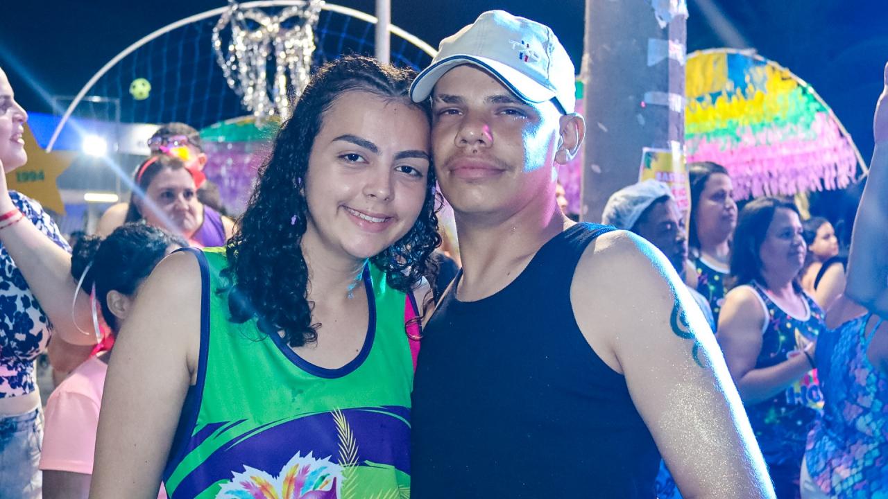 Foto 93 de 238 — Trabiju Folia 2026 arrasta multidão com Bloco Furacão, Santa Maria e DJ Joantony; veja fotos